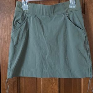Columbia Women’s Skort (Small)